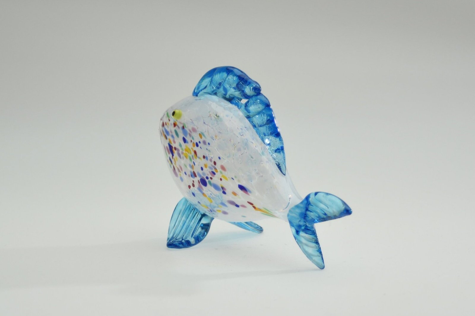 Small Speckled White Fish with Capri Blue Fins — Thames Glass